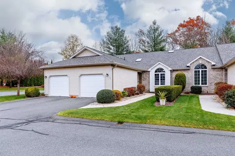117 Pine Grove Dr #117, South Hadley, MA 01075