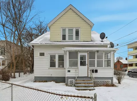 621 Chicopee St, Chicopee, MA 01013