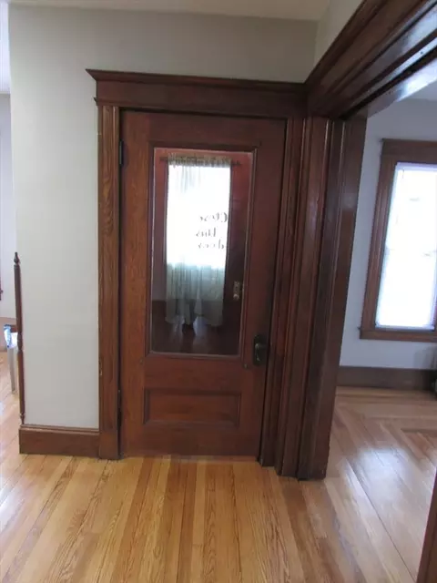 78 Prospect St, Springfield, MA 01107 photo 15