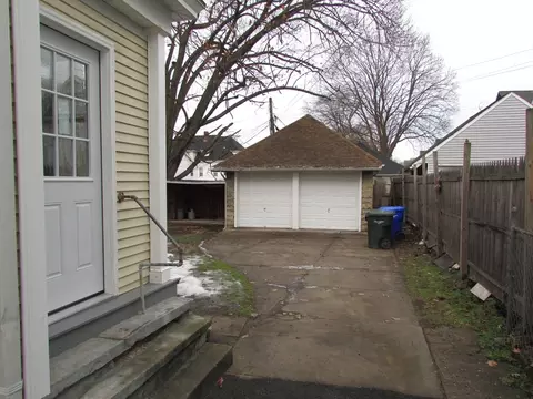 78 Prospect St, Springfield, MA 01107 photo 5