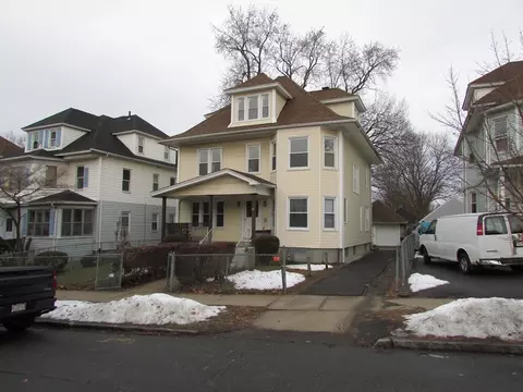 78 Prospect St, Springfield, MA 01107 photo 2