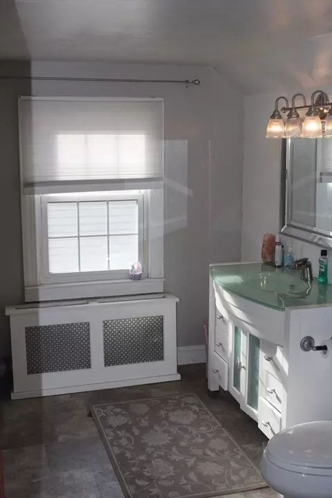79 Roosevelt Ave, Springfield, MA 01118 photo 25