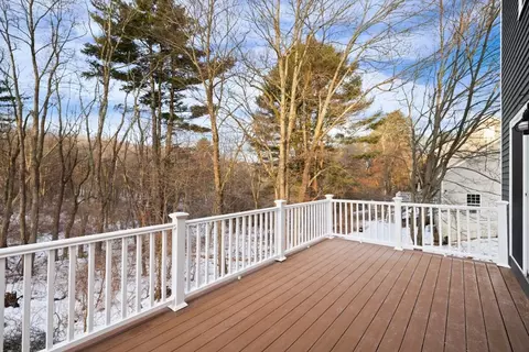 4 Spindle Tree Ln, Amesbury, MA 01913 photo 31