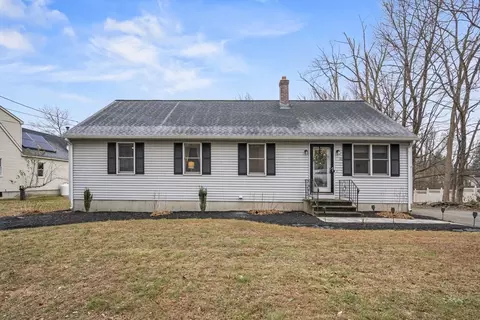 31 Union St, Barre, MA 01005