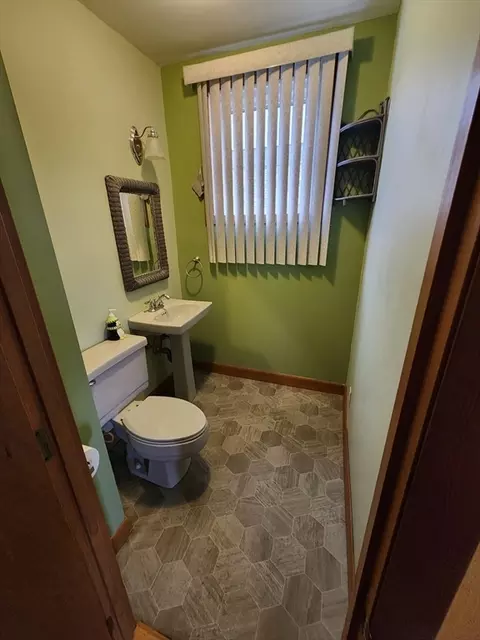 76 Church St, Fall River, MA 02724 photo 13