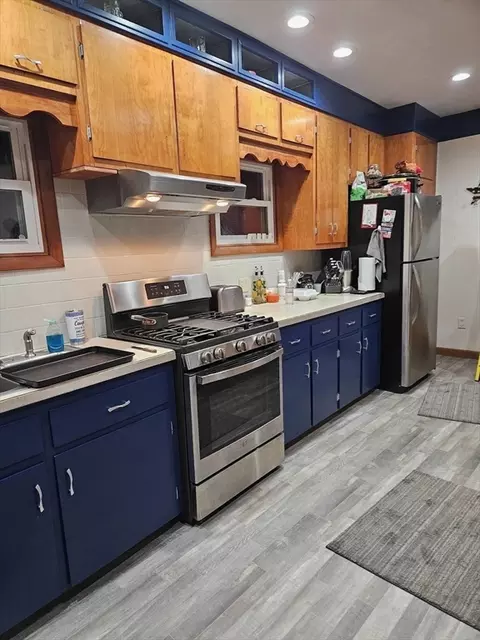 76 Church St, Fall River, MA 02724 photo 6