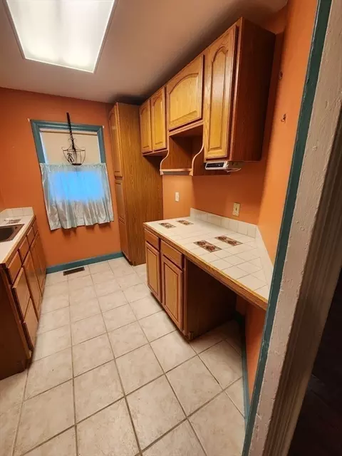 76 Church St, Fall River, MA 02724 photo 28