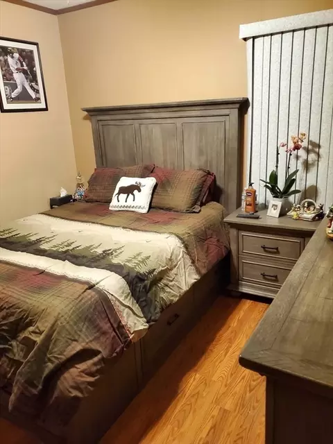 76 Church St, Fall River, MA 02724 photo 9