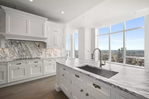 240 Devonshire St #PH 2C, Boston, MA 02110