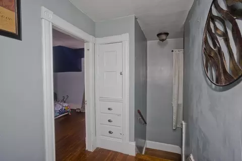 41 Embury St, Springfield, MA 01109 photo 14