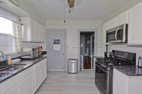 41 Embury St, Springfield, MA 01109 photo 31