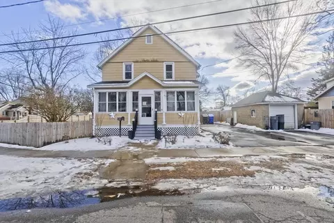 41 Embury St, Springfield, MA 01109 photo 2