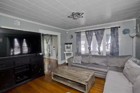 41 Embury St, Springfield, MA 01109 photo 37