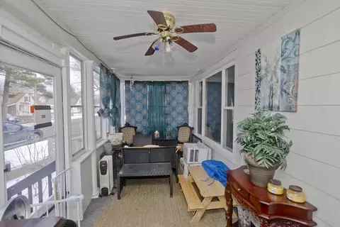 41 Embury St, Springfield, MA 01109 photo 33
