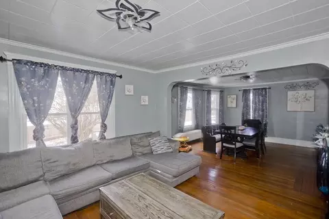 41 Embury St, Springfield, MA 01109 photo 41