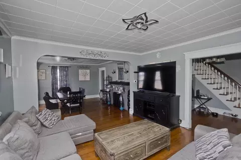 41 Embury St, Springfield, MA 01109 photo 39