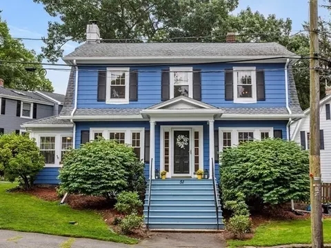 51 Mountwood Rd, Swampscott, MA 01907