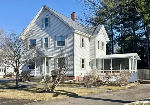 68 Hebron Ave, Attleboro, MA 02703