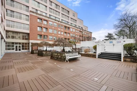 20 Webster St #201, Brookline, MA 02446 photo 16