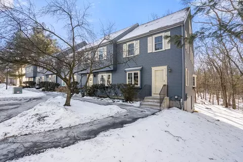 Exterior - 9 Oak Ridge Dr #6, Maynard, MA 01754 photo 2 of 6