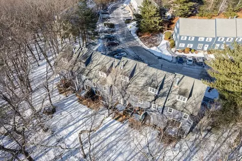 View/Area - 9 Oak Ridge Dr #6, Maynard, MA 01754 photo 4 of 4
