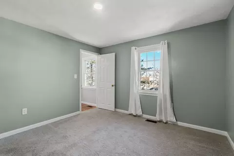 Bedroom - 9 Oak Ridge Dr #6, Maynard, MA 01754 photo 6 of 6