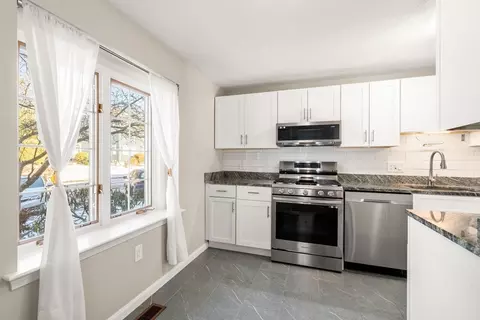 Kitchen - 9 Oak Ridge Dr #6, Maynard, MA 01754 photo 1 of 3