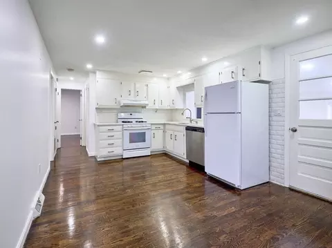 29 Dillon St, Worcester, MA 01604 photo 11