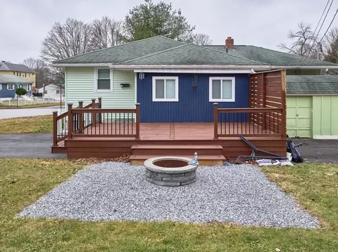 29 Dillon St, Worcester, MA 01604 photo 6