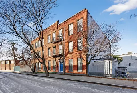 5 Chesterton St, Boston, MA 02119
