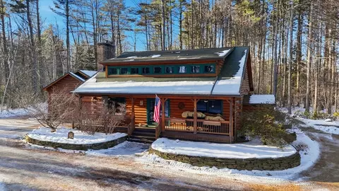 8 Ring Rd, Worthington, MA 01098