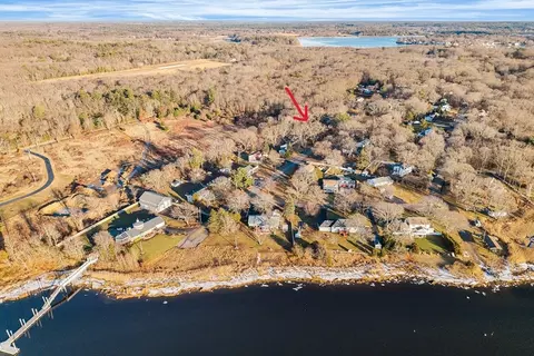 35 Water St, Berkley, MA 02779