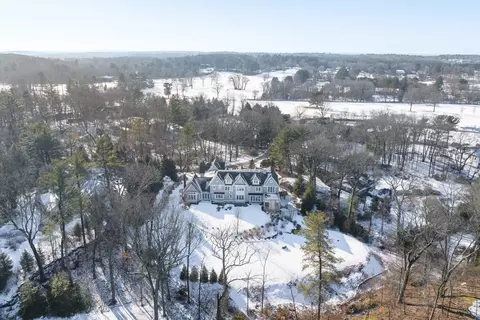 8 Hidden Rd, Weston, MA 02493
