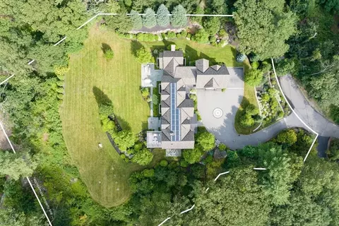 8 Hidden Rd, Weston, MA 02493 photo 36