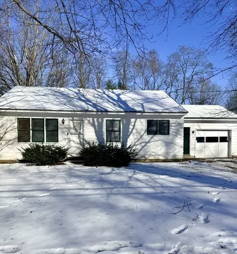10 Center Rd, Gill, MA 01354