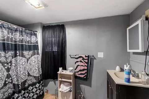 13 Groton Pl, Worcester, MA 01604 photo 40
