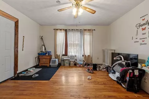 13 Groton Pl, Worcester, MA 01604 photo 12