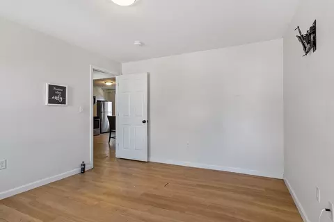 13 Groton Pl, Worcester, MA 01604 photo 6