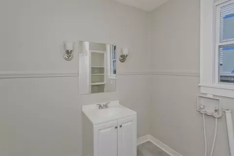 88 Prospect St, Chicopee, MA 01013 photo 14