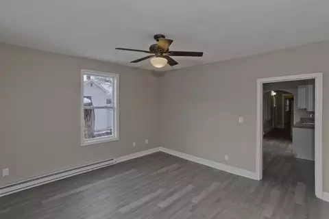 88 Prospect St, Chicopee, MA 01013 photo 9