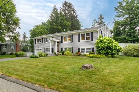 83 Loomis Dr, Chicopee, MA 01020 photo 37
