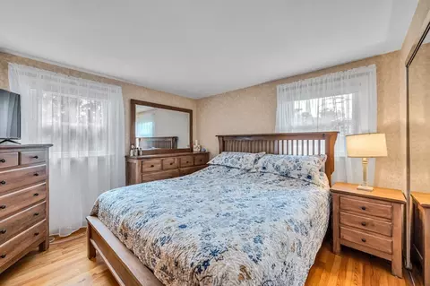 83 Loomis Dr, Chicopee, MA 01020 photo 14