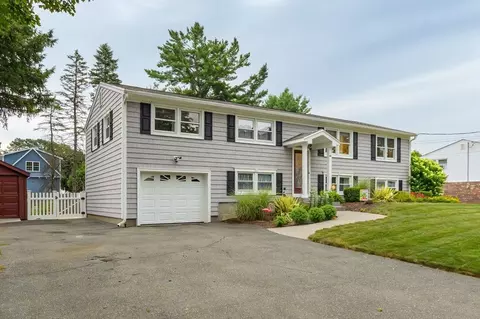 83 Loomis Dr, Chicopee, MA 01020 photo 38