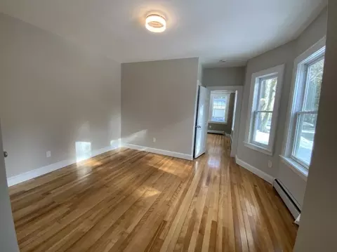 59 Beechmont St, Worcester, MA 01609 photo 14