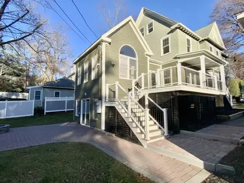 59 Beechmont St, Worcester, MA 01609 photo 3