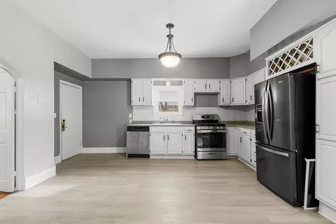 640 S Main St, Fall River, MA 02721 photo 4