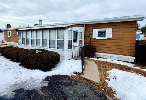 16 Second Ave, Westfield, MA 01085