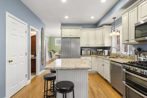 8 Jillian Dr, Bourne, MA 02532 photo 10