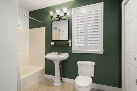 8 Jillian Dr, Bourne, MA 02532 photo 18