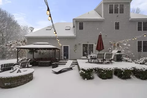 8 Jillian Dr, Bourne, MA 02532 photo 36
